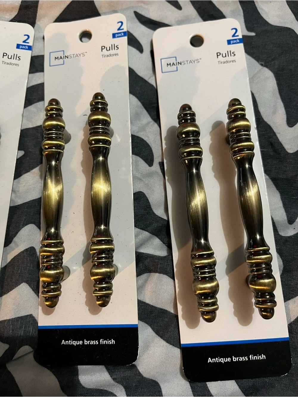 Mainstays Antique Brass Finish Decorative Cabinet Pulls - Brass Tone